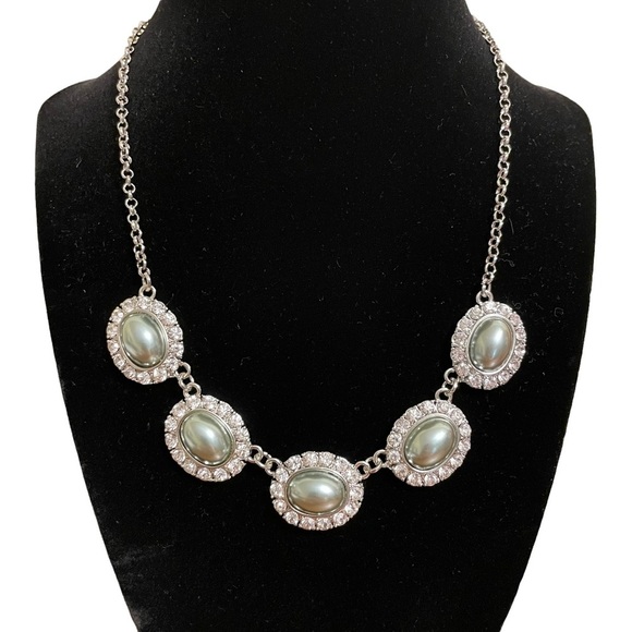 Monet Jewelry - NWT Monet 20” Statement Necklace Faux Pearl Rhinestones With Extender Silver